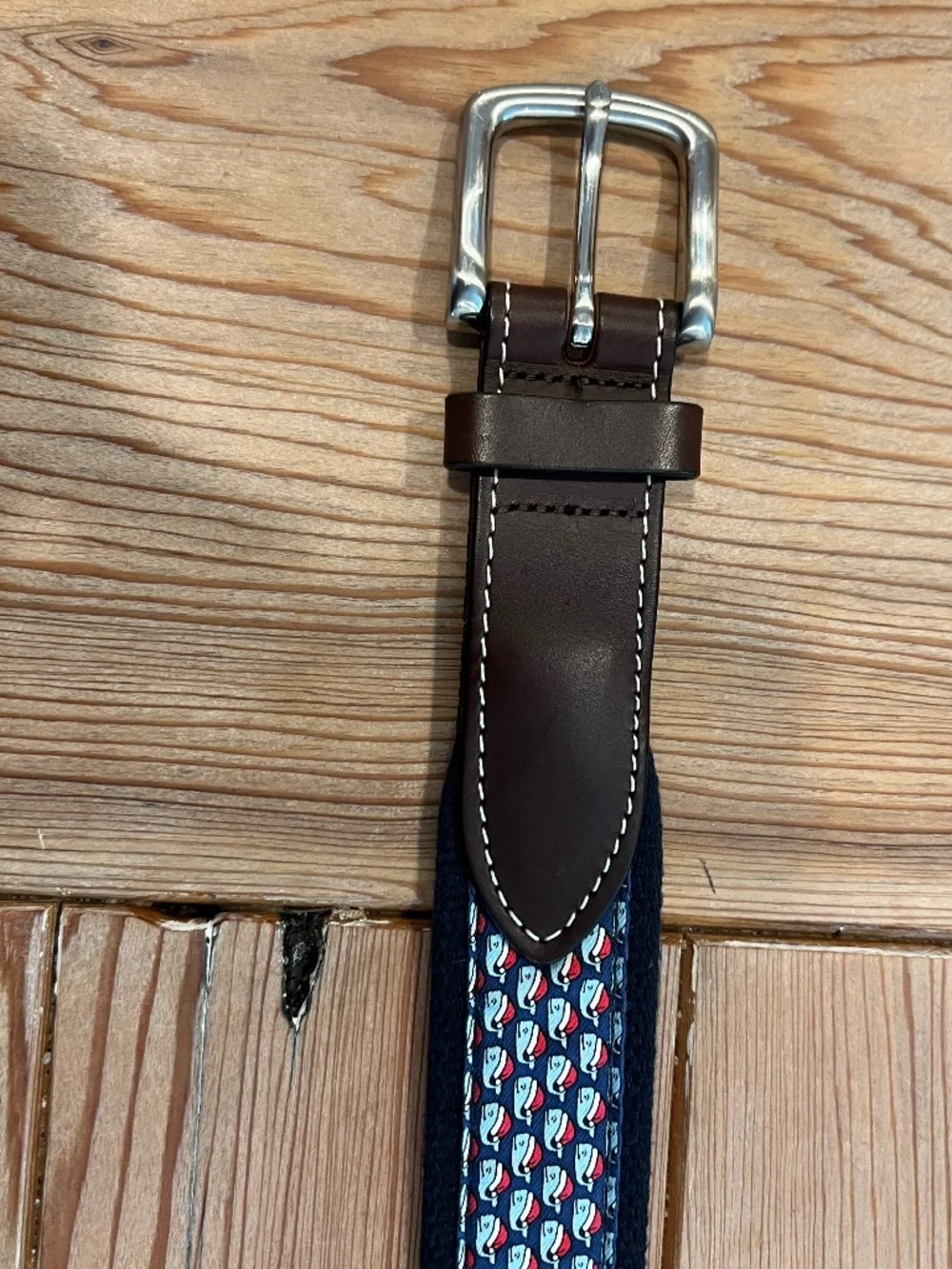 Vineyard Vines Size 32 Classic Whale Canvas Club Men's Belt Navy Leather